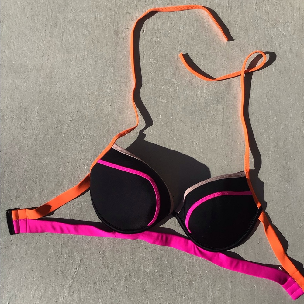 Victoria's Secret Black and Pink swim halter top